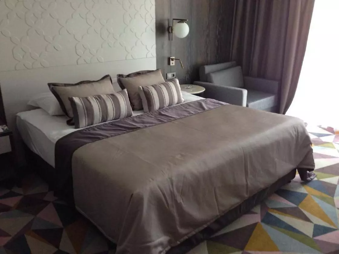 FAMERESIDENCE_LARA (22).jpg